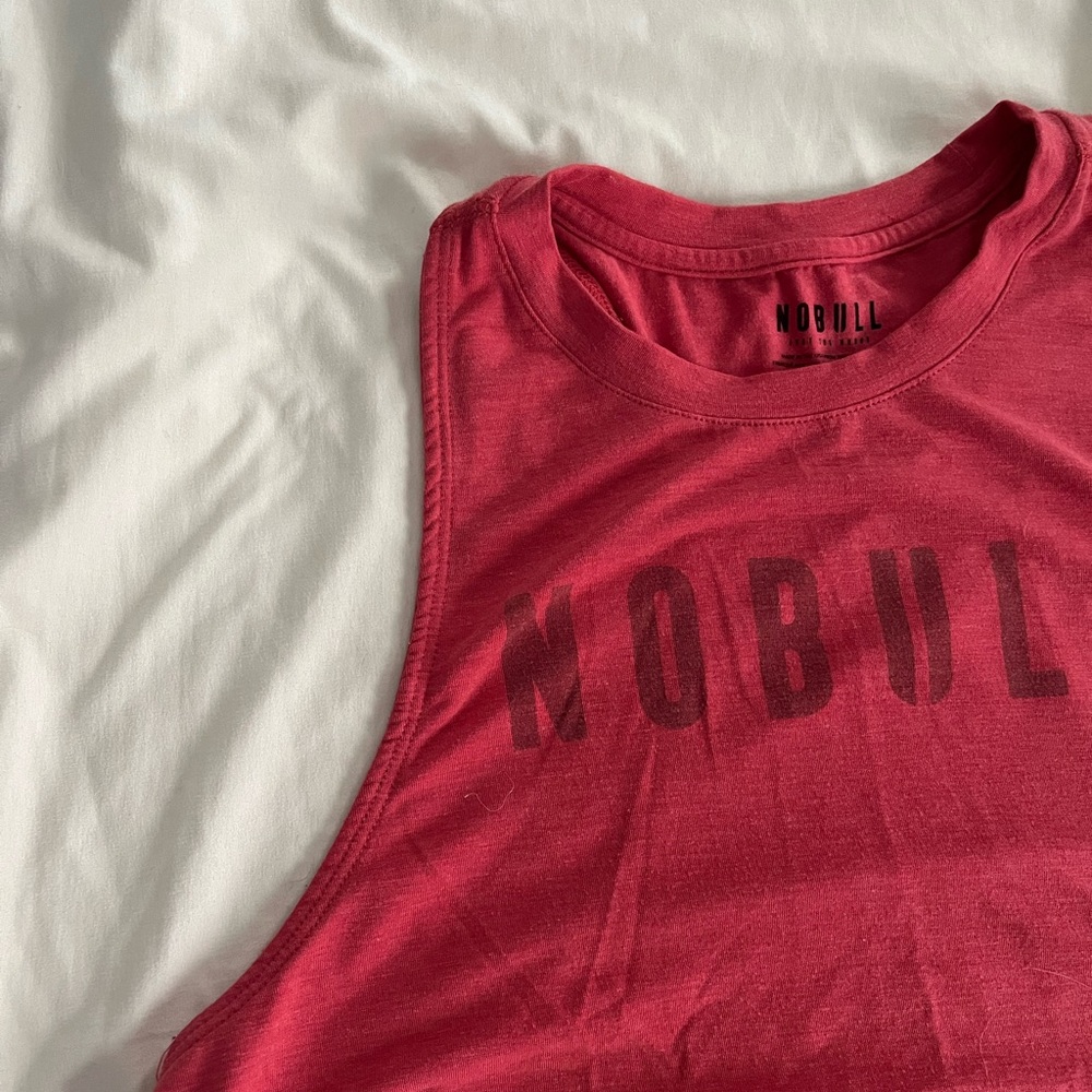 Nobull red high neck self cropped tank top size small